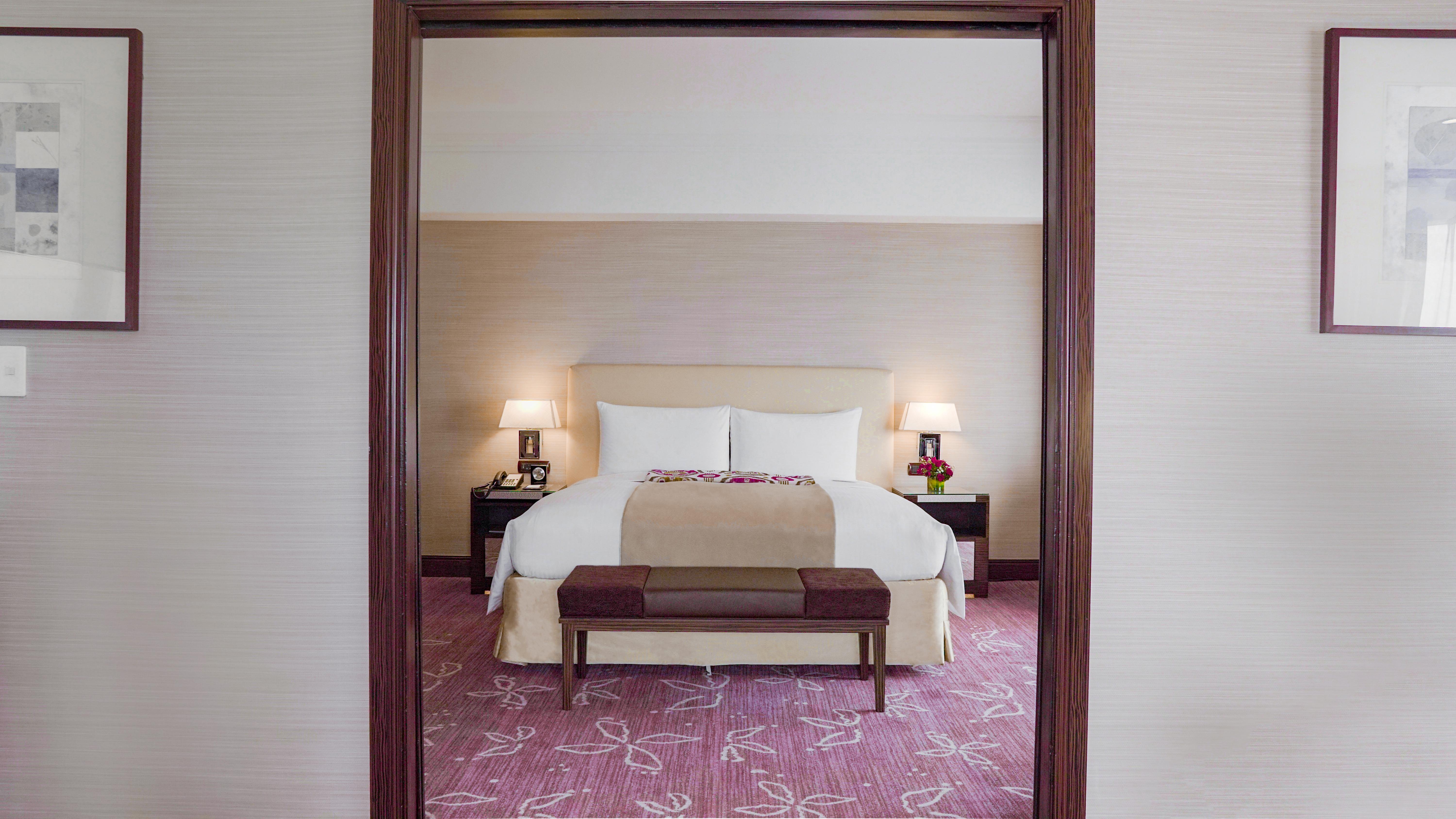 Diamond Hotel Philippines Manille Extérieur photo