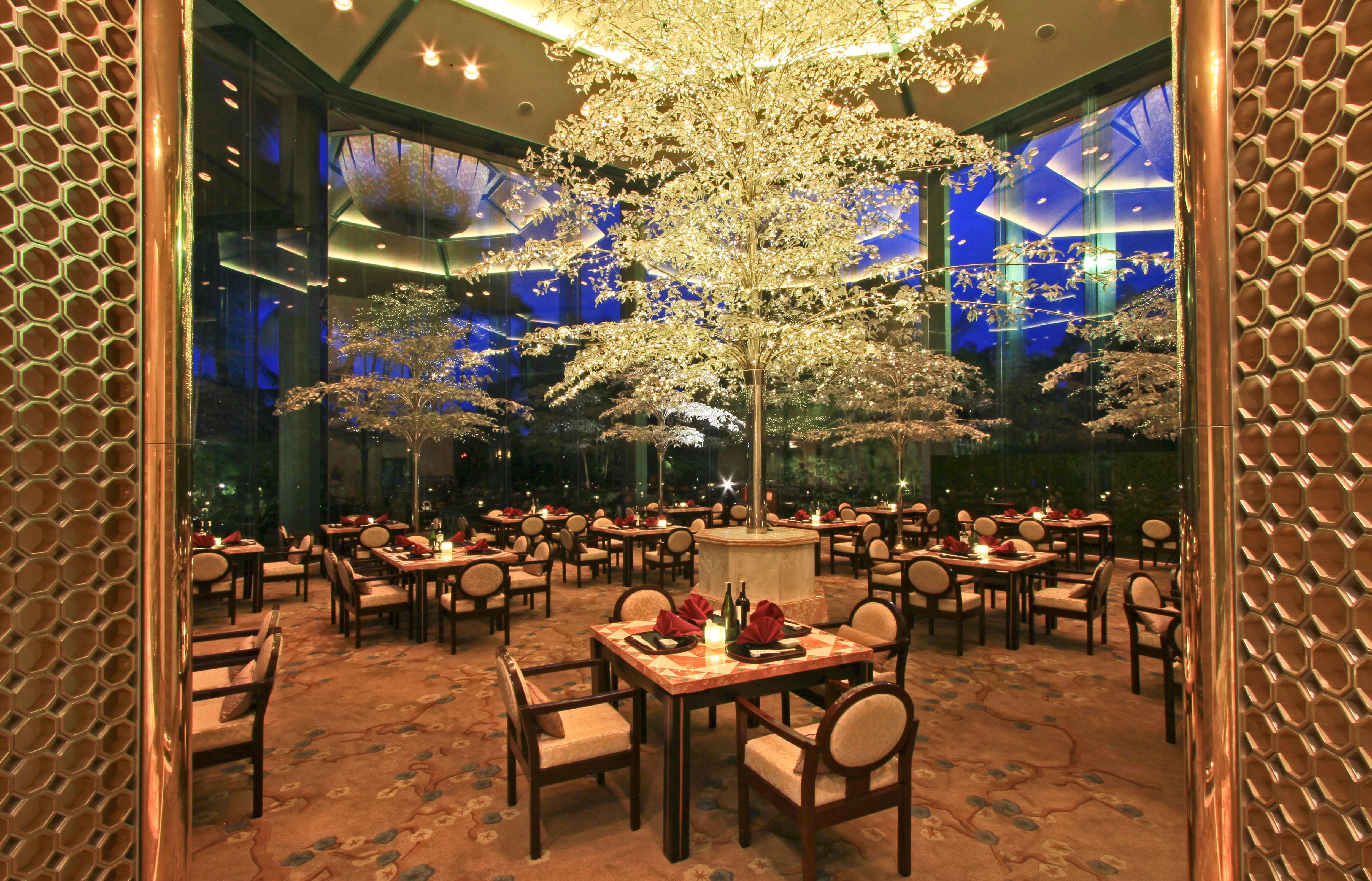 Diamond Hotel Philippines Manille Extérieur photo